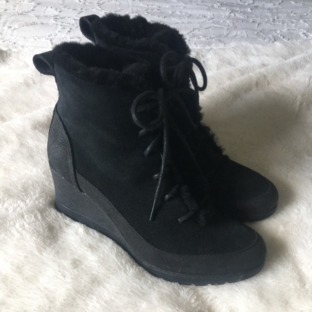 Ugg Wedge Boots size 6.5 - FREE SHIPPING